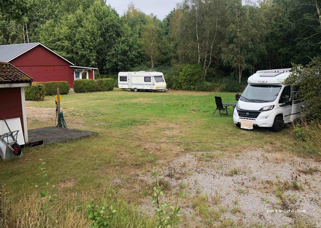(370 23)  - 24 Hornvägen — foto
