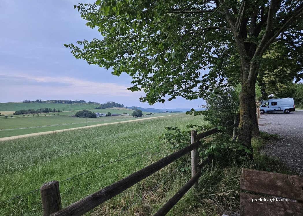 (59846) Sundern (Sauerland) - 8 Zur Wacholderheide — foto 3