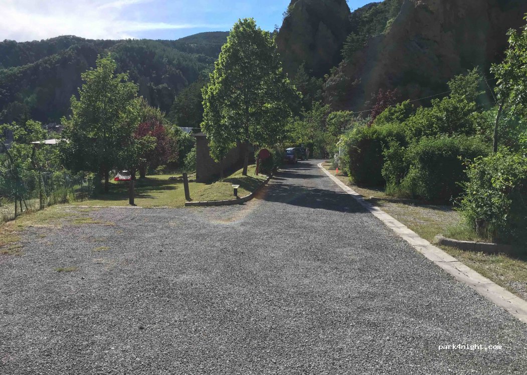 CAMPING MUNICIPAL PEONE — foto