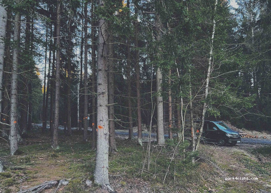 (592 03) Kadov - Unnamed Road — foto 5