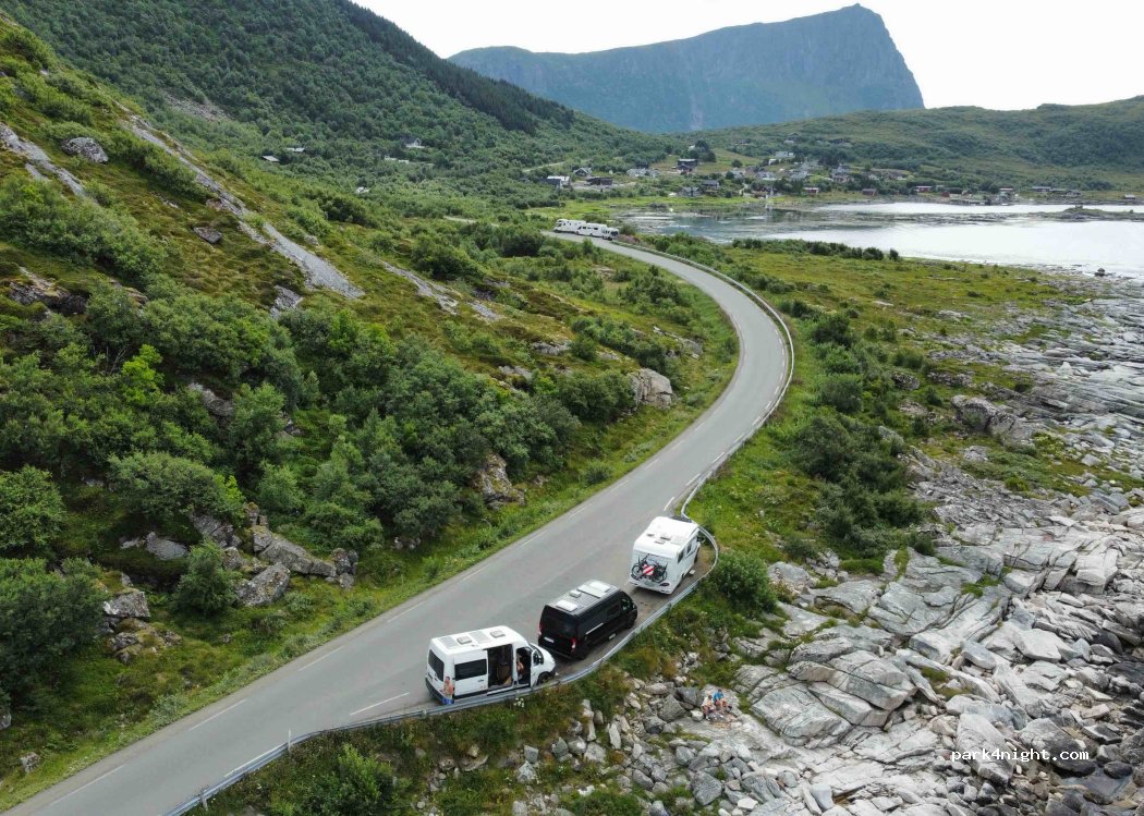 (8370) Leknes - 369 Sekundær Fylkesveg 826 — foto 4