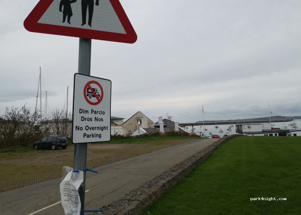 (LL65 1BB) Holyhead - Beach Road — foto 3