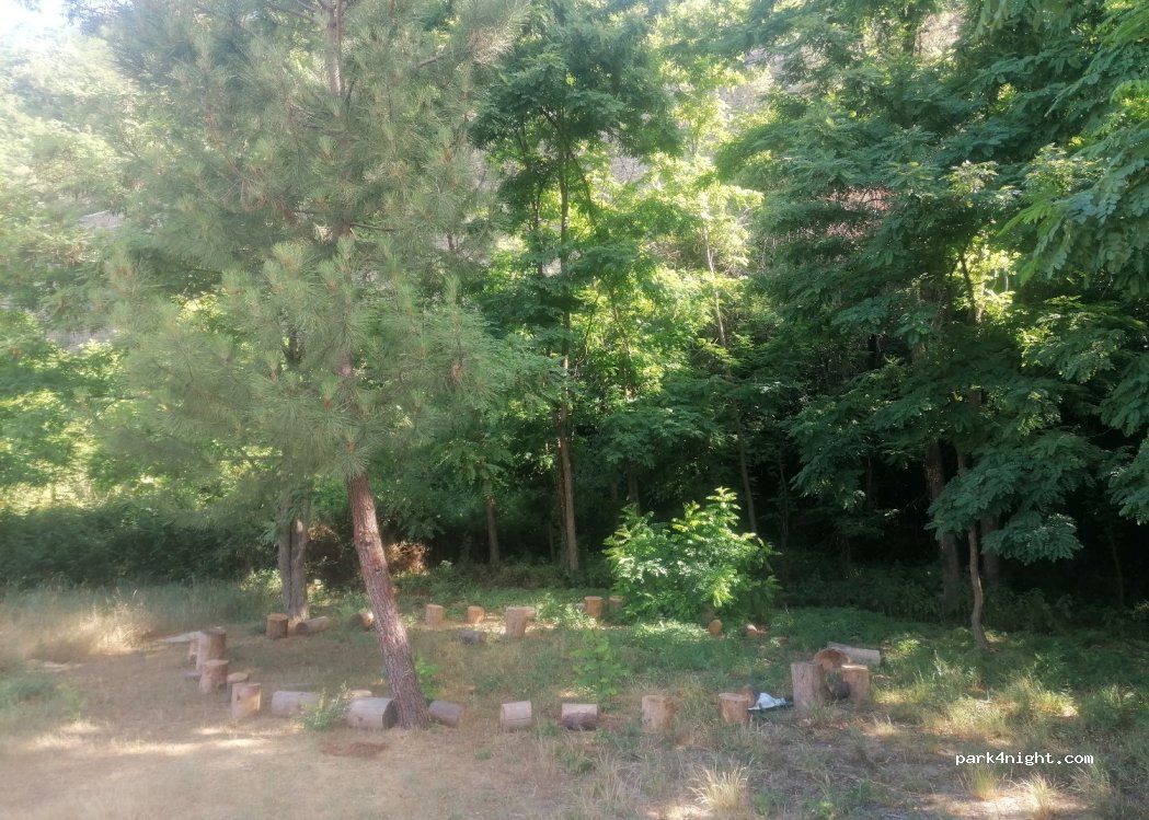 (07360) Saint-Fortunat-sur-Eyrieux - Sauzes — foto