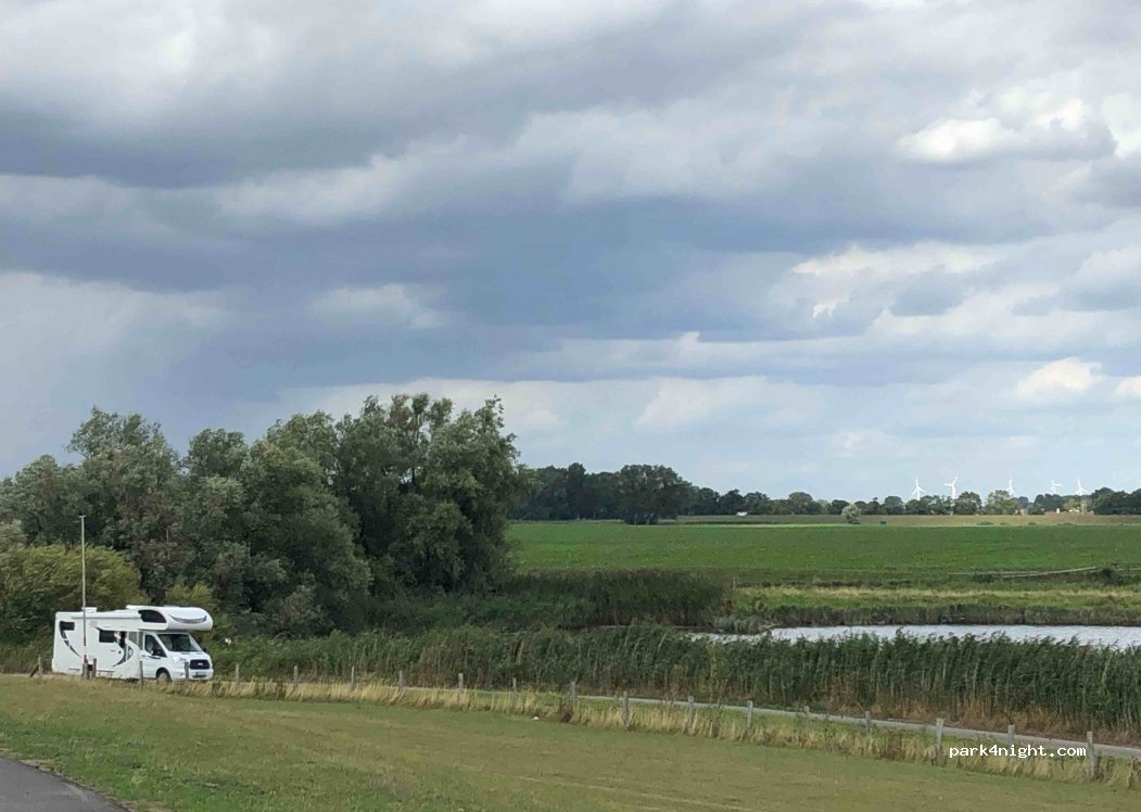 (25489) Haselau - Deichverteidigungsweg — foto 2