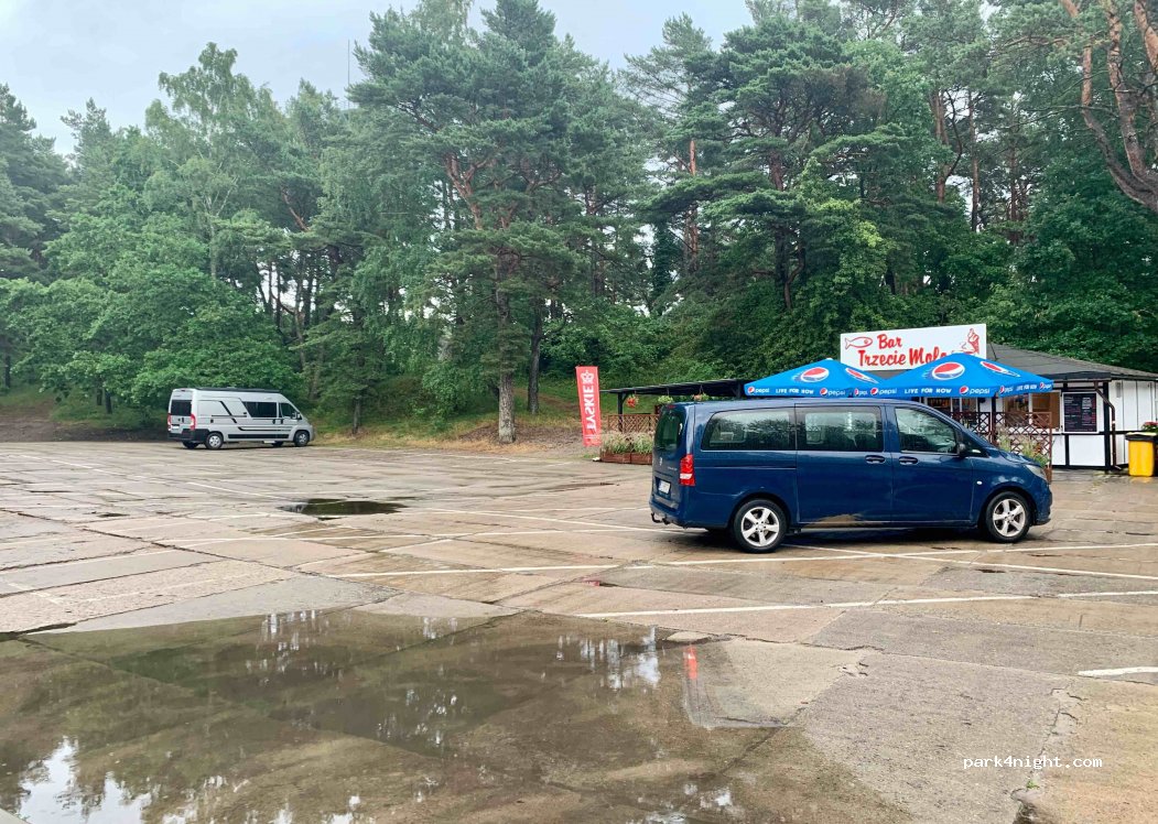 (76-270) Ustka - 4A Uroczysko — foto