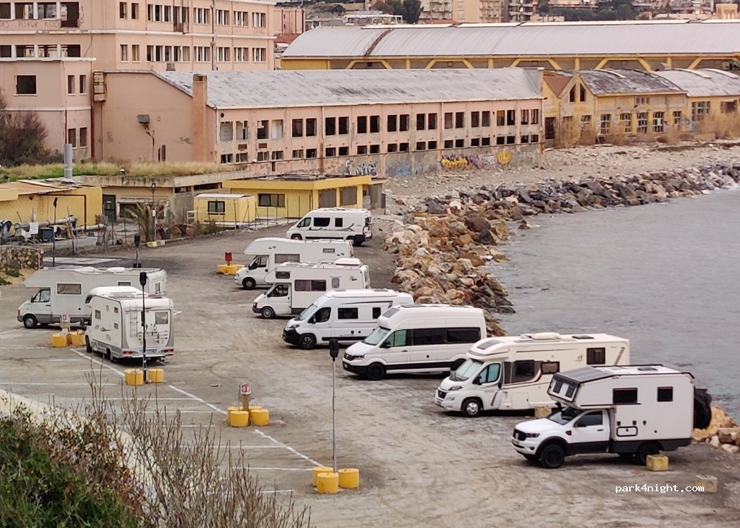 Area Sosta Camper Caprazoppa — foto 4