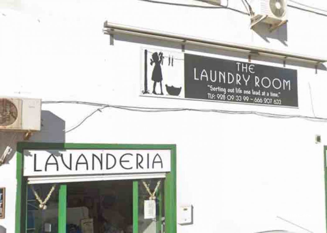 (35518) Tías - 1 Calle los Hervideros — foto