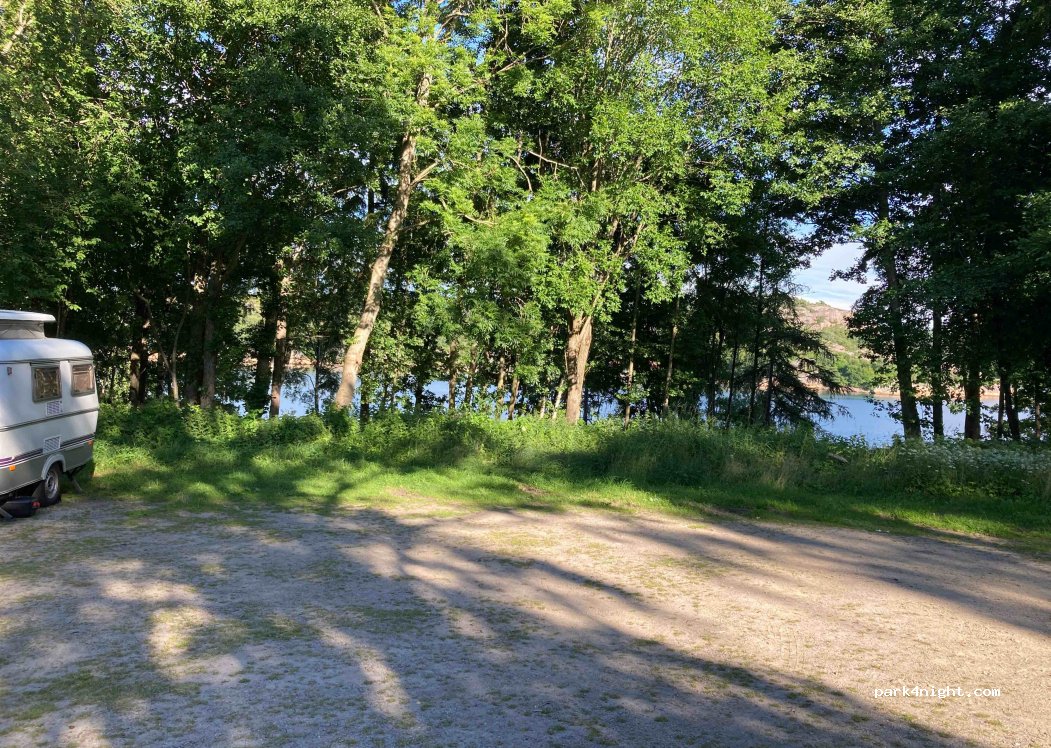 (450 46) Tossene - 15 RÖD — foto