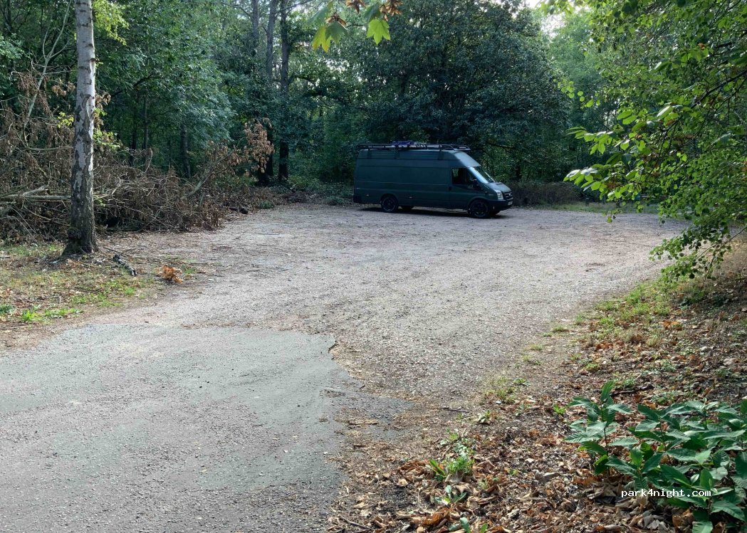 (78160) Marly-le-Roi - 17 Route de Saint-Cyr — foto 2