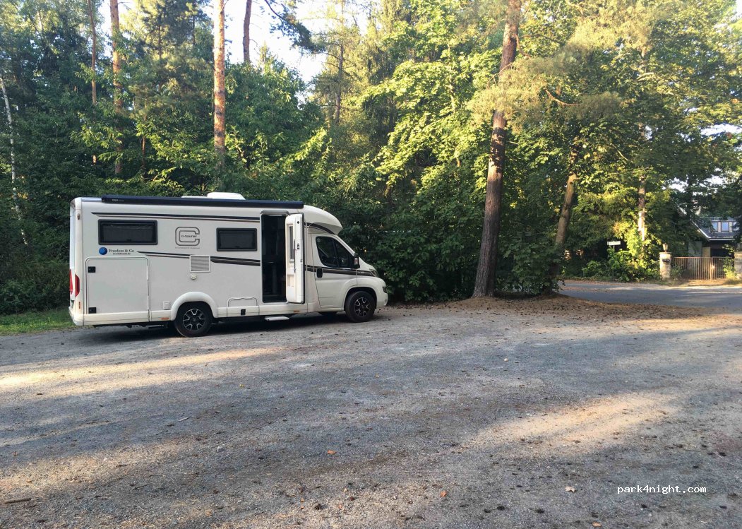 (01814) Reinhardtsdorf-Schöna - 113 Marktweg — foto