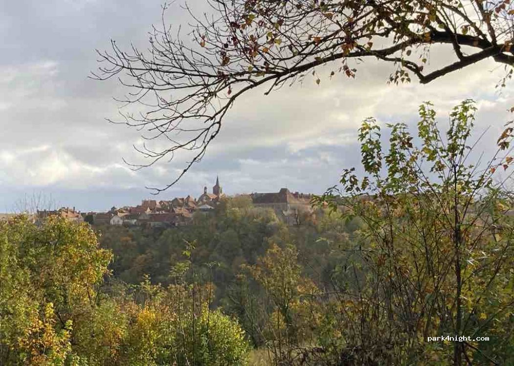 (21150) Flavigny-sur-Ozerain - Unnamed Road — foto 2
