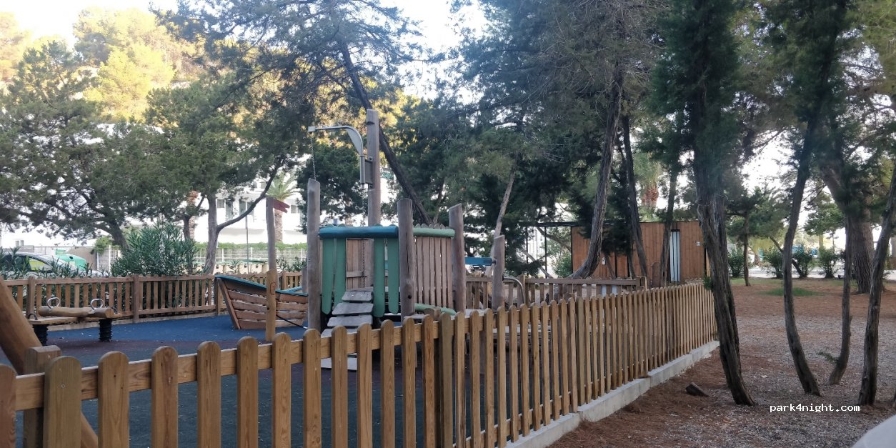 (07815) Sant Joan de Labritja - 1 Avinguda Balanzat — foto 3