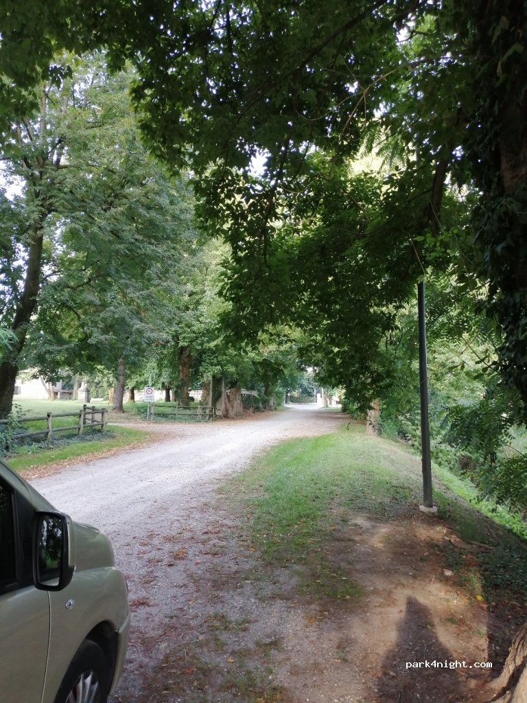 (26010) Robecco D'oglio - 77 Via Martiri della Libertà — foto 2