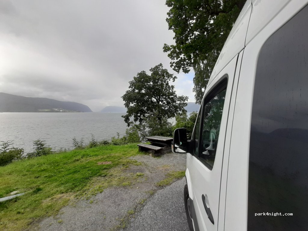 (6863) Leikanger - 183 Sognefjordvegen — foto 2