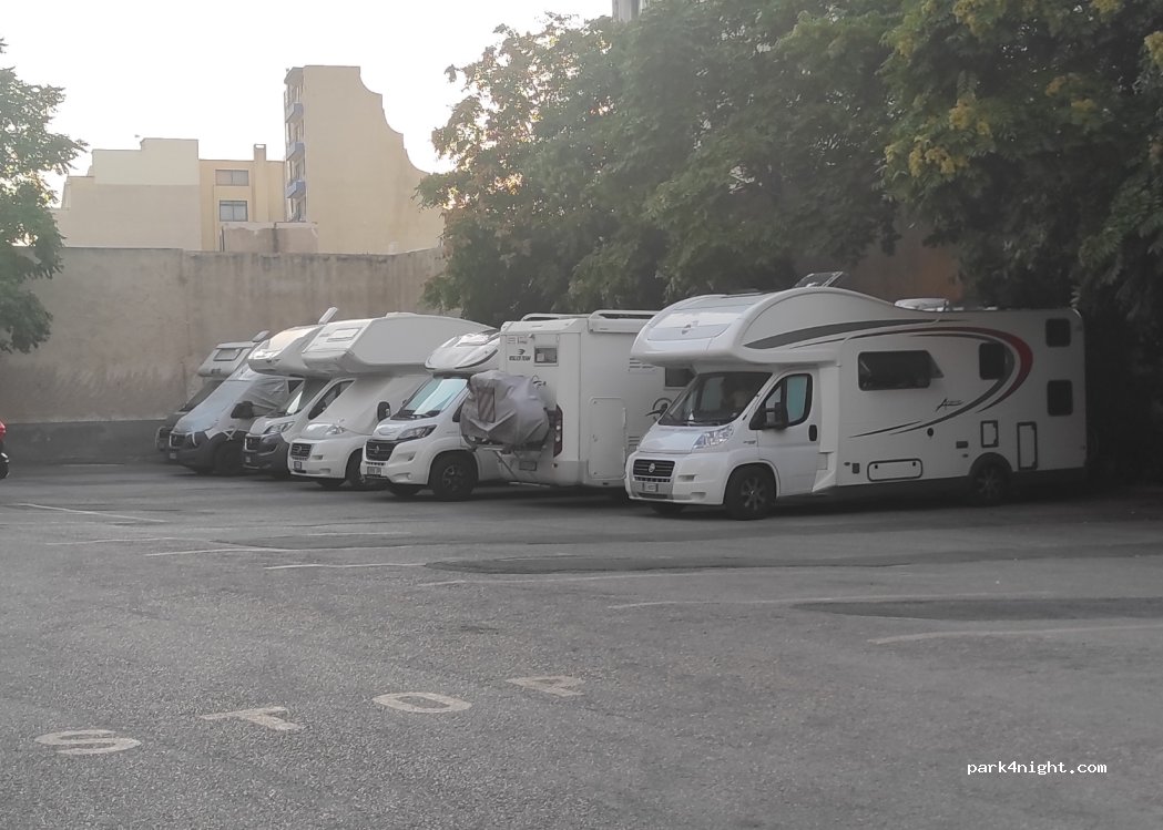 (18531) Pireas - 3,Fokionos st.,Pireaus — foto 3