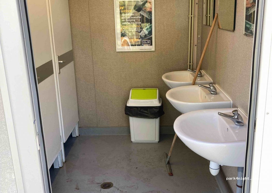 Camping municipal - Grève de Loire — foto