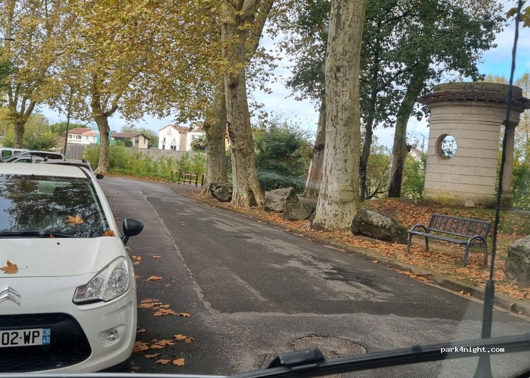 (40100) Dax - 1 Boulevard Carnot — foto 2