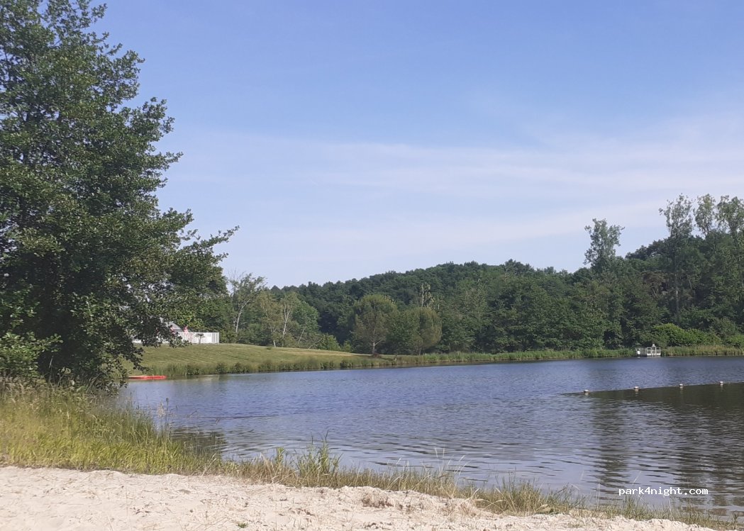 Camping Naturiste du Lac de Lislebonn — foto 4