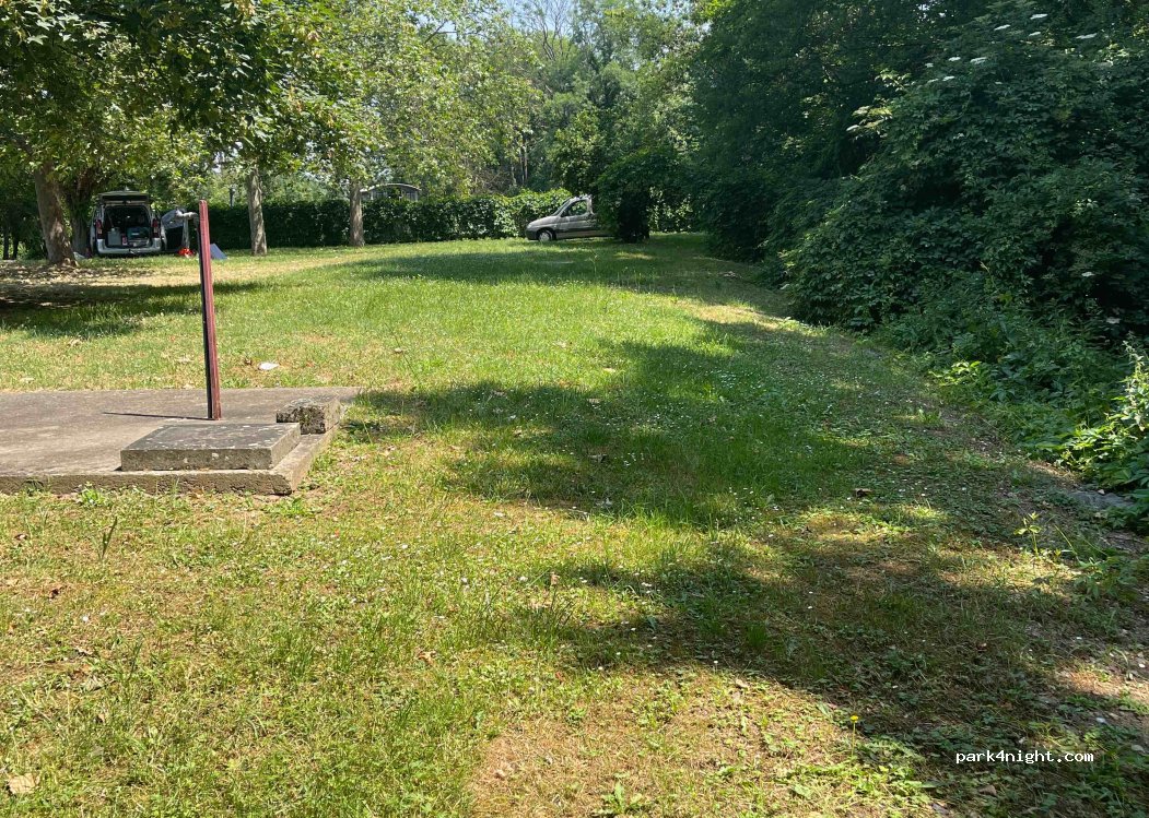 (69400) Porte des Pierres Dorées - 168 Rue du Beaujolais — foto 2