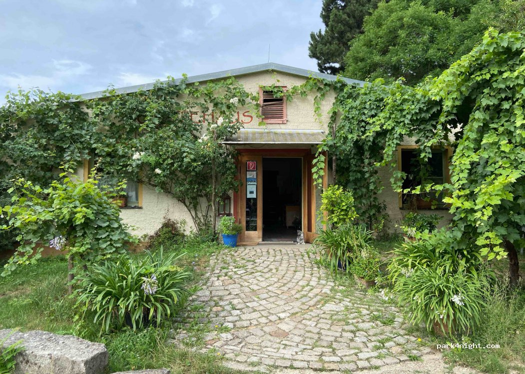 Steinmeister Naturgästehaus an den Weinbergen — foto