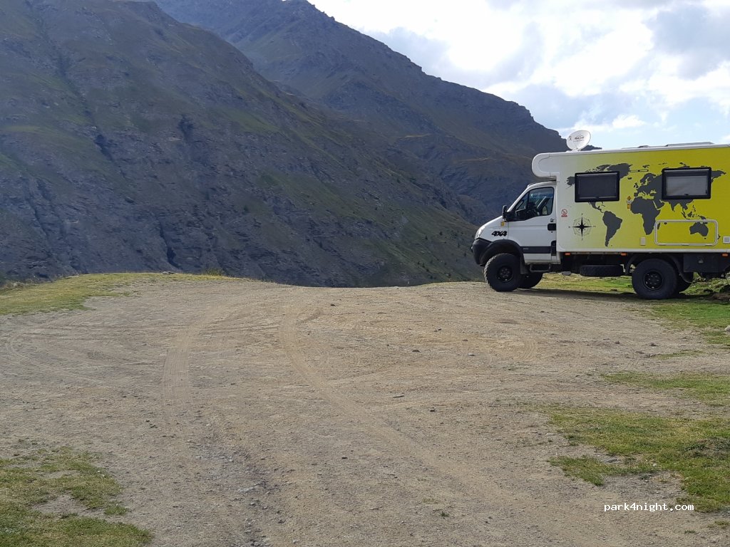 (10054) Sauze di Cesana - Unnamed Road — foto