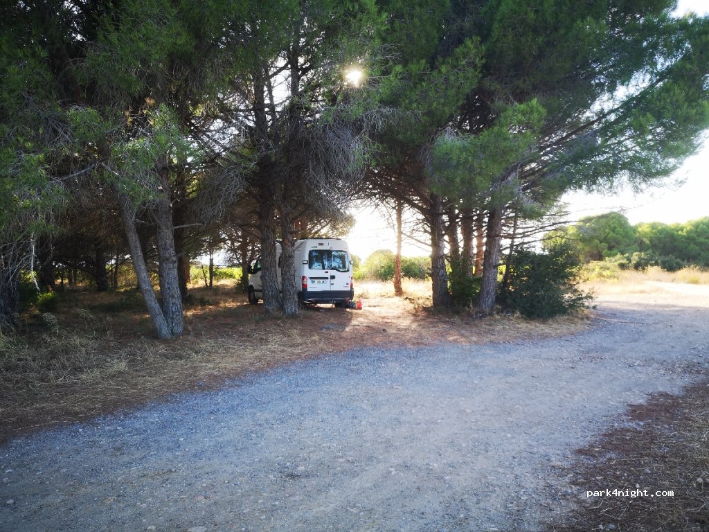 (66600) Peyrestortes - Unnamed Road — foto