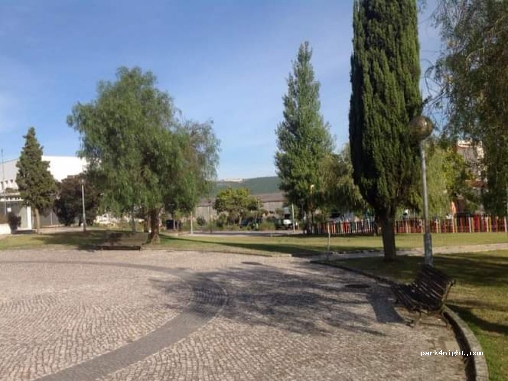 (2475-126) Benedita - 23 Rua 16 de Maio — foto 4