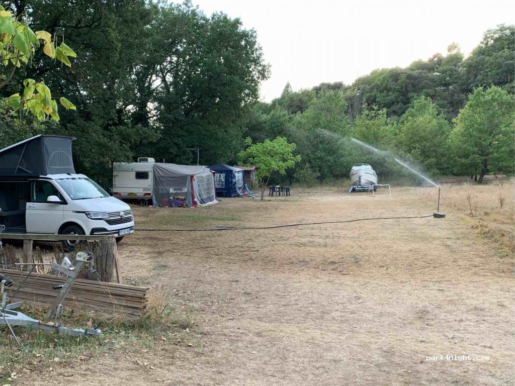 Camping Le Pigeonnier — foto