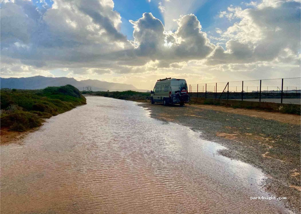 (230 53)  - Unnamed Road — foto 5