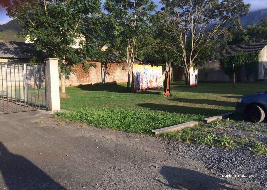 (64490) Bedous - Avenue de la Gare — foto