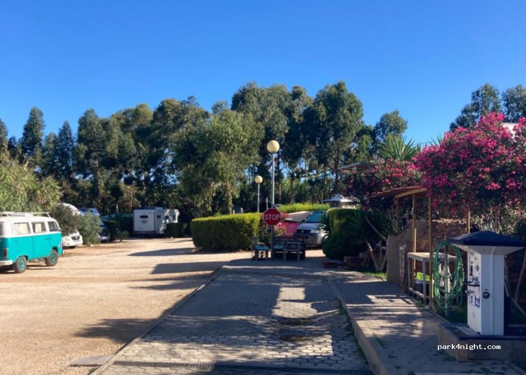 Figuera Caravanpark — foto