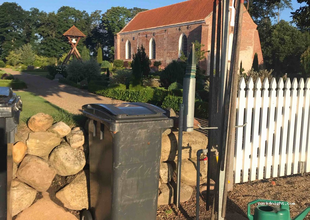 (8882) Fårvang - 1 Klostervej — foto