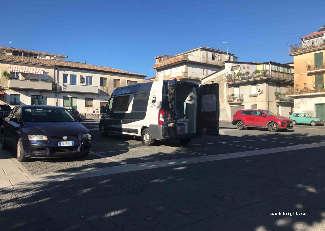 (95012) Castiglione di Sicilia - 26 Via Zara — foto