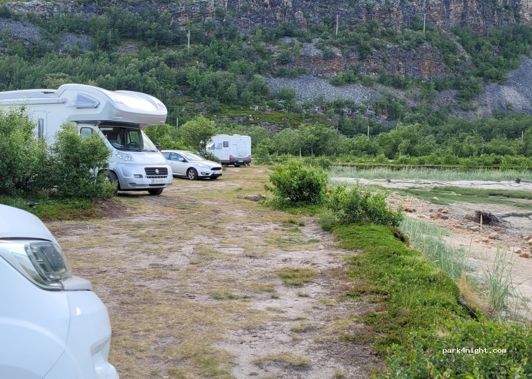 (9713) LAKSELV - 140 E69 — foto 2