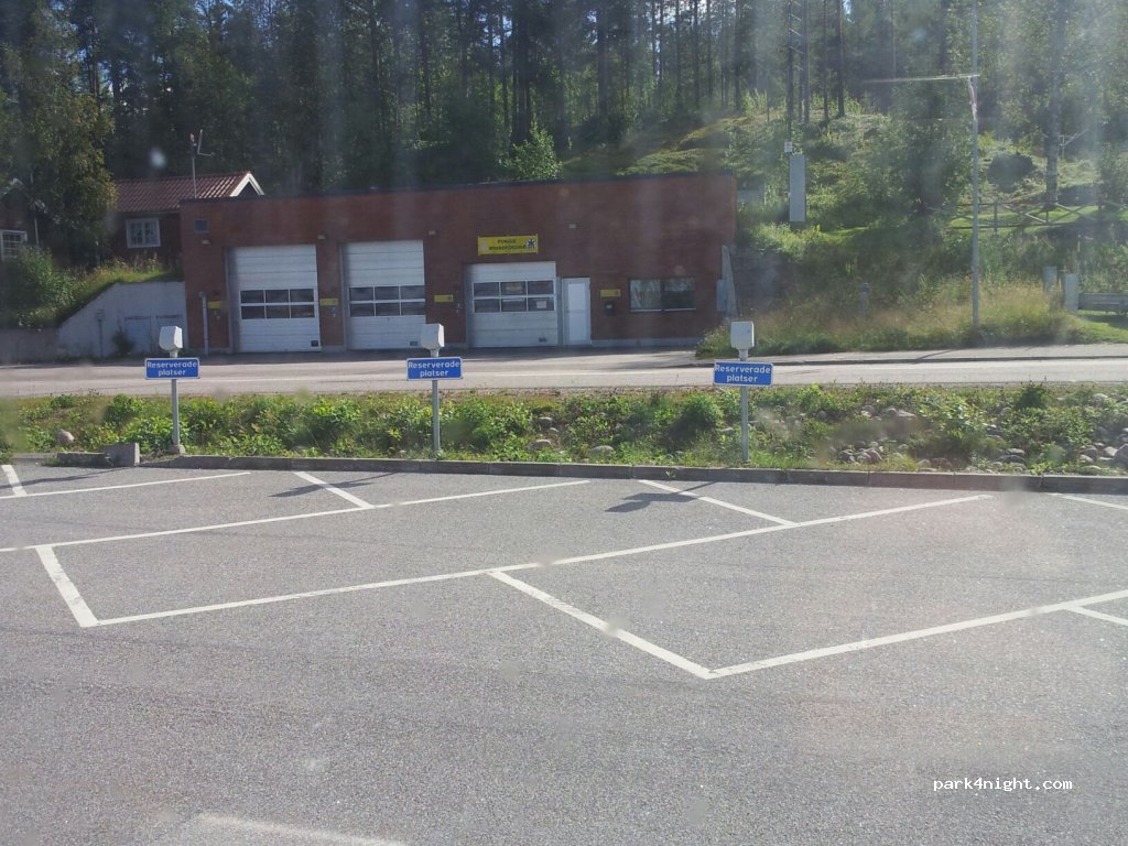 (98260) Jokkmokk - 16 Strömgatan — foto 2