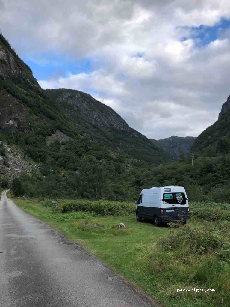 (5784)  - Unnamed Road — foto