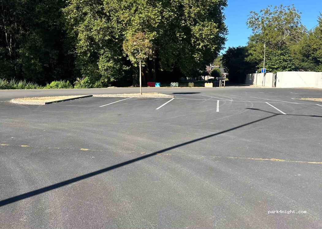 (86360) Chasseneuil-du-Poitou - Allée des Communaux — foto 3