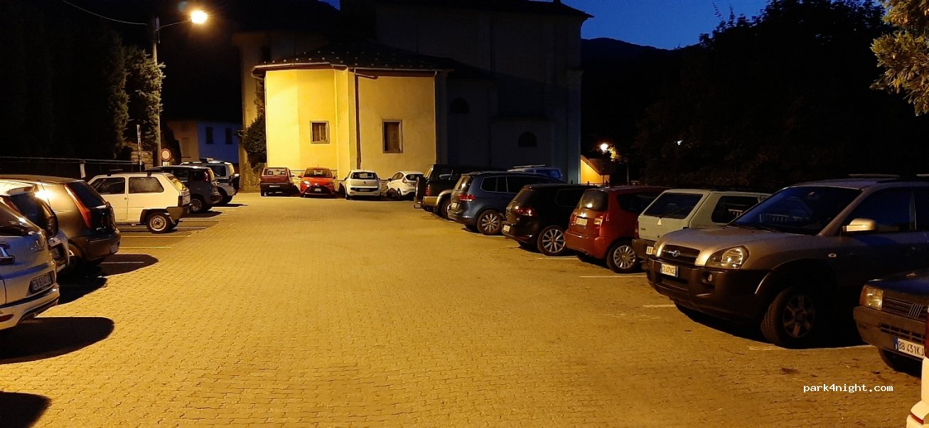 (22020) Lemna - 1 Piazza San Giorgio — foto