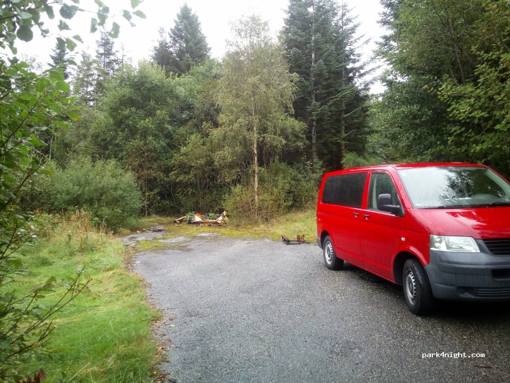 (4137) Hjelmeland - Riksveg 13 — foto