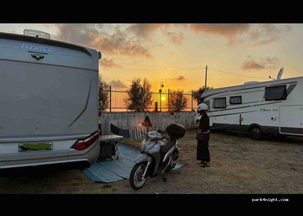 Area Sosta Camper Parco Sfera — foto 3