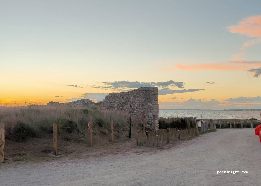(13700) Marignane - 117 Avenue Henri Fabre — foto 2