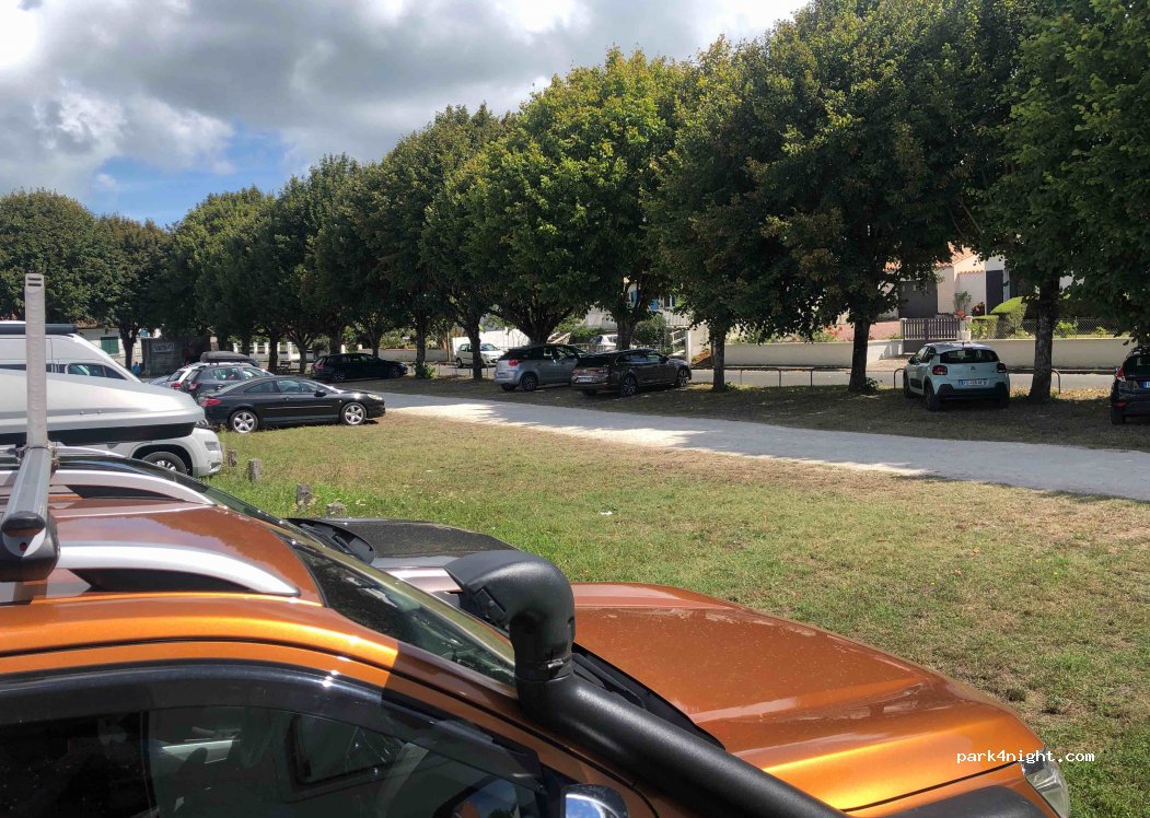 (17480) Le Château-d'Oléron - 10 Chemin de Ronde — foto
