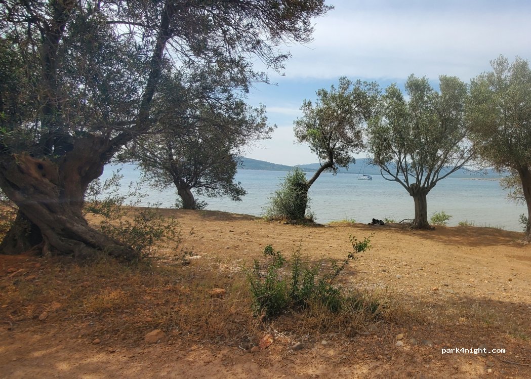 (10405) Ayvalık/Balıkesir - Unnamed Road — foto 4