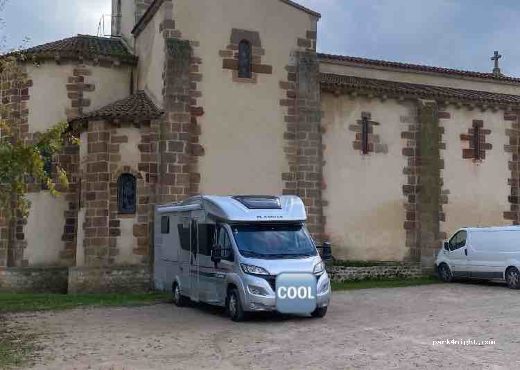(03210) Chemilly - 8 Place Saint-Denis — foto 5