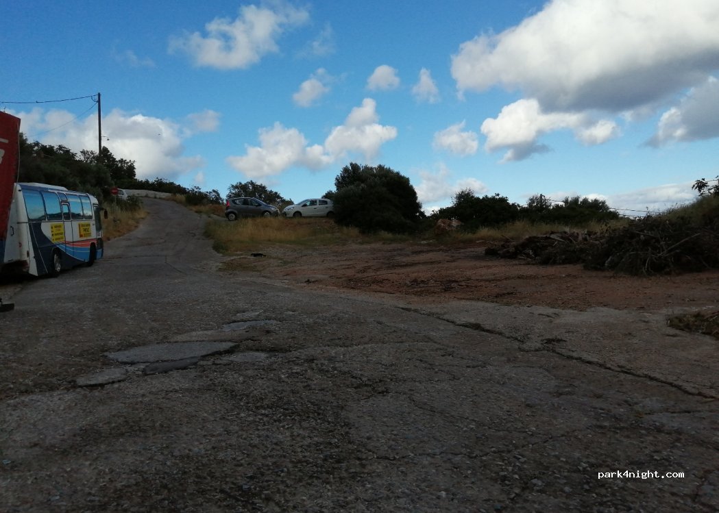 (833 00) Agios Kirikos - — foto 2