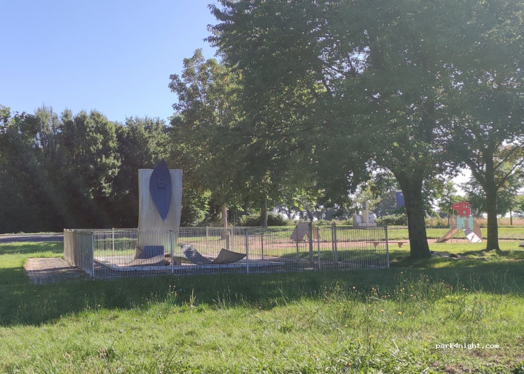(86480) Rouillé - Unnamed Road — foto