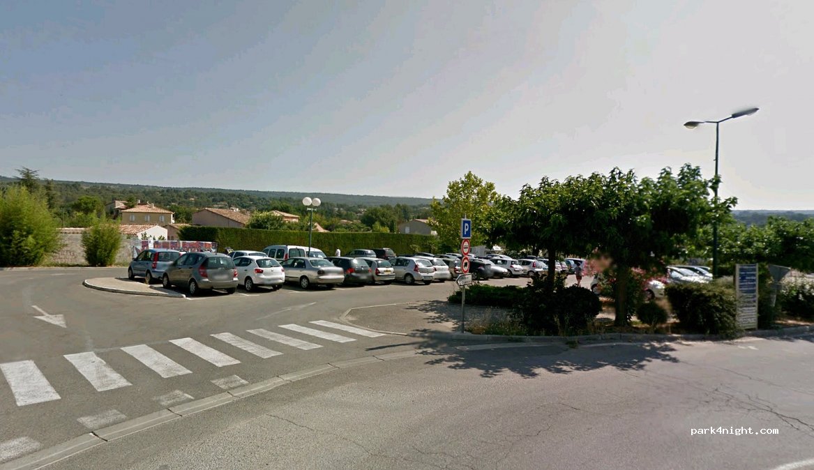 (83910) Pourrières - Avenue des Bastides — foto