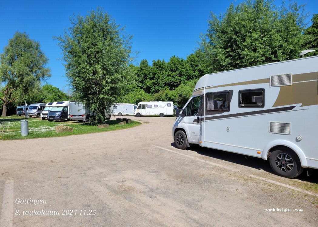Wohnmobilstellplatz Badeparadies Eiswiese — foto 3