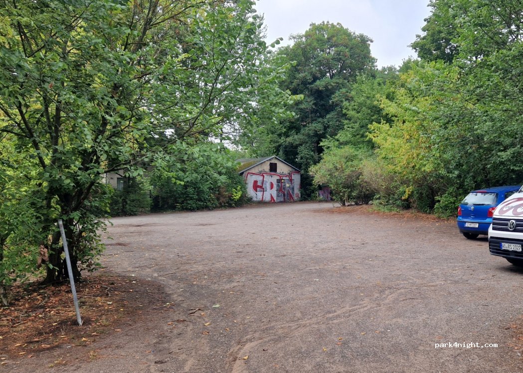 (12527) Berlin - 26A Wernsdorfer Straße — foto