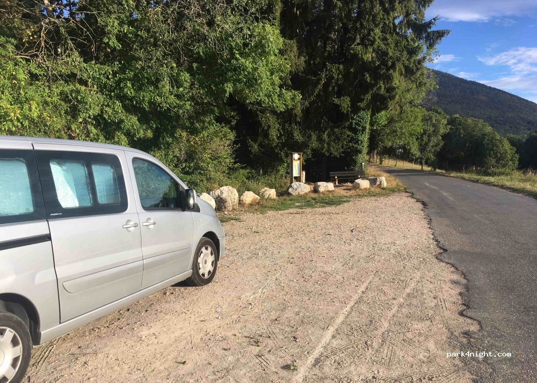 (01170) Échenevex - Chemin de la Source — foto